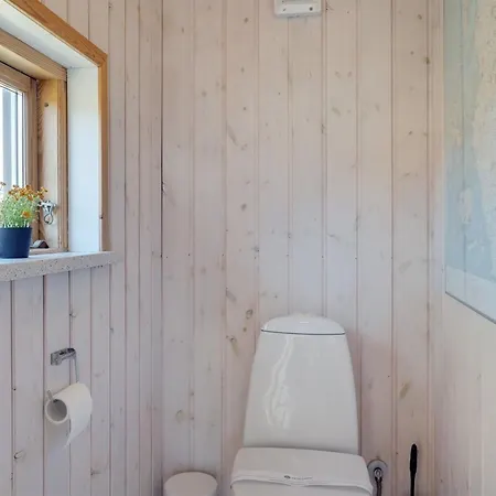 Elmine - 700m From The Sea By Interhome Lakolk