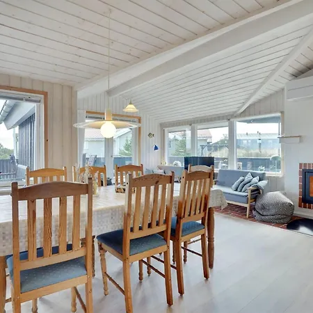 Elmine - 700m From The Sea By Interhome * Lakolk