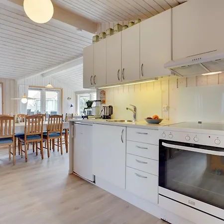 Elmine - 700m From The Sea By Interhome Feriehus *